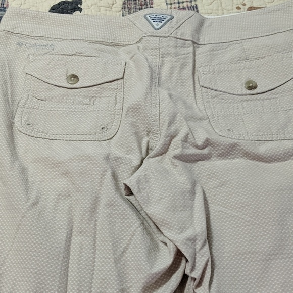 Shorts - Picture 3 of 4